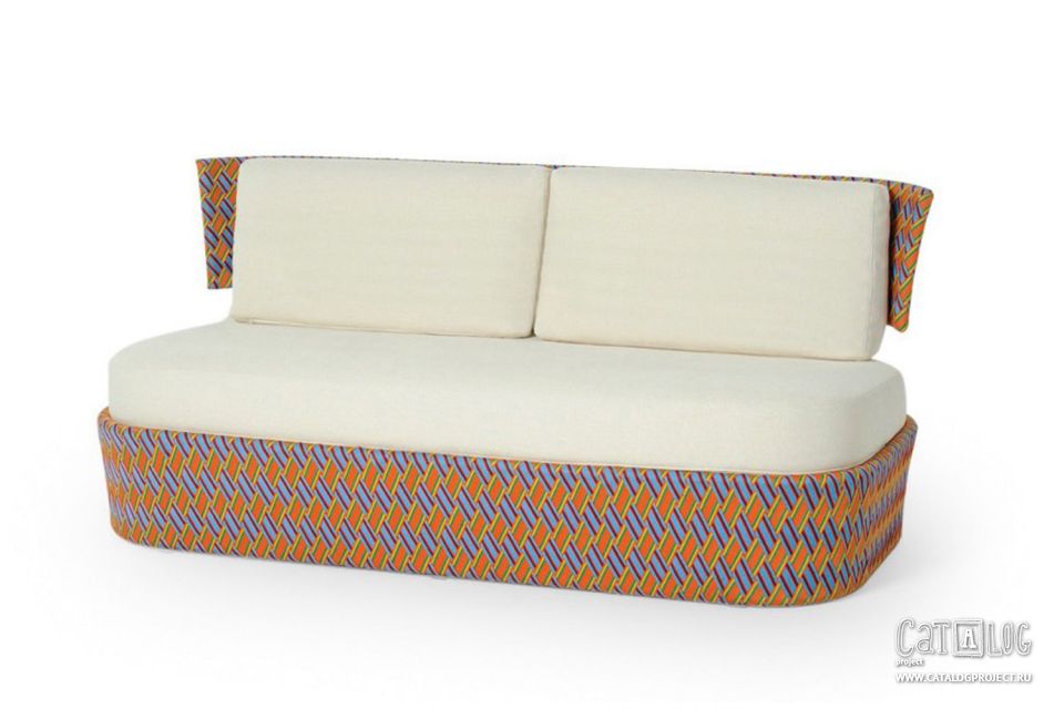 Плетеный диван Varashin. Изображение предмета
